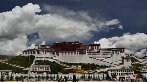 Lapso-de-tiempo-del-Palacio-de-Potala.-Lugar-del-Dalai-lama.-Lhasa,-Tíbet