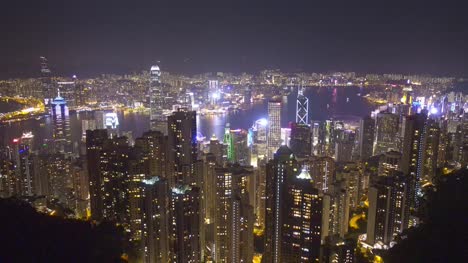 Hong-Kong-in-der-Nacht-vom-Victoria-Peak,-timelapse
