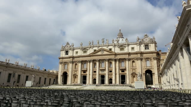 Italy-Rome-Vatican-square-time-lapse