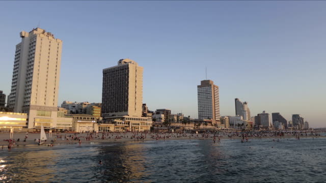 Tel-Aviv-shore-lapso-de-tiempo-al-atardecer