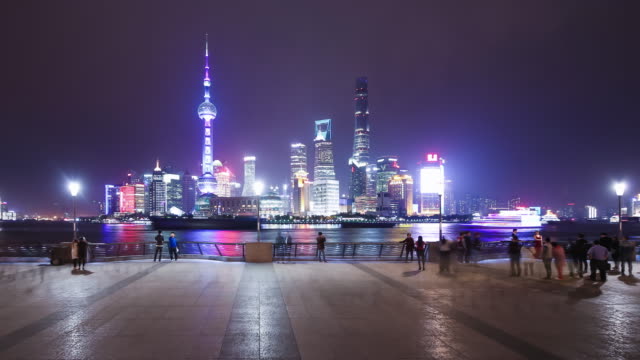 T/L-WS-LA-Shanghai-Bund-y-Lujiazui-vista-de-los-edificios-de-LA-ciudad-por-LA-noche