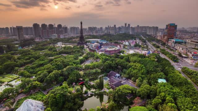 China-Sonnenuntergang-Licht-Shenzhen-berühmten-Park-Panorama-4k-Zeitraffer
