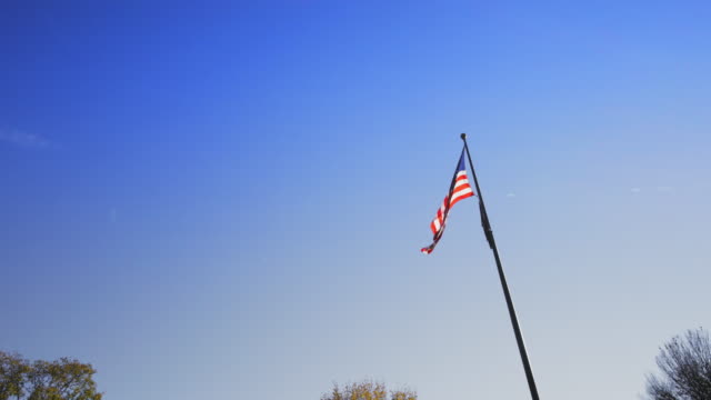 Video-aufgenommen-in-washington-dc-amercian-flagge