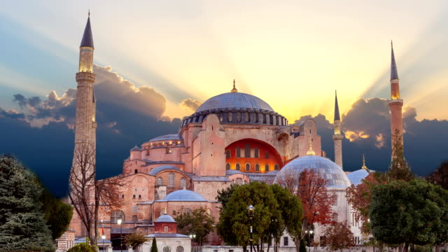 Hagia-Sophia-in-Istanbul.-Die-Welt-berühmten-Denkmal-der-byzantinischen-Architektur.