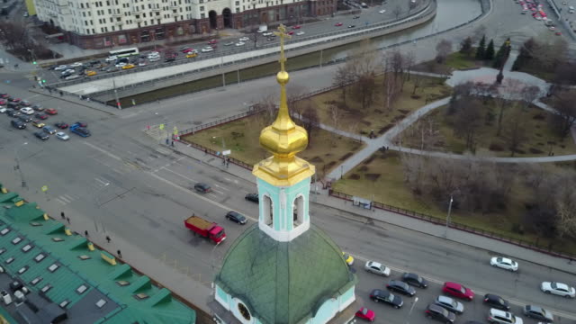 Panorama-arround-the-russian-church