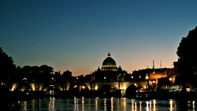 Zeitraffer-auf-Vatikan---Sankt-Peter-Basilika