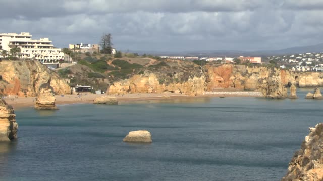 Costa-del-Algarve-en-Portugal-Lagos