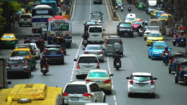 urban-car-traffic-at-rush-hour