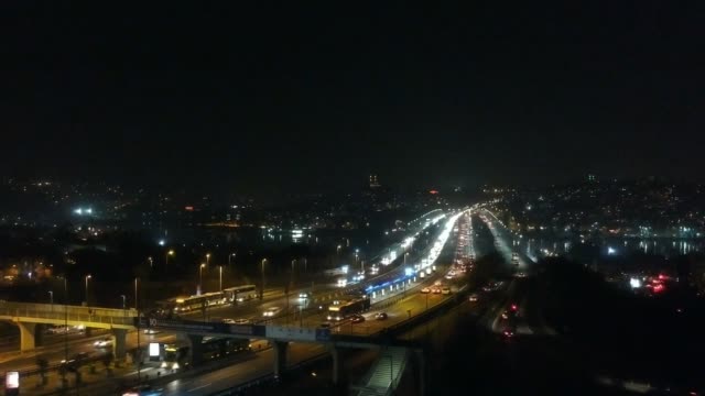noche-de-transporte-en-Estambul