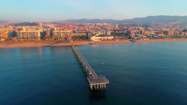 Petroleum-Brücke-in-Barcelona-in-Spanien