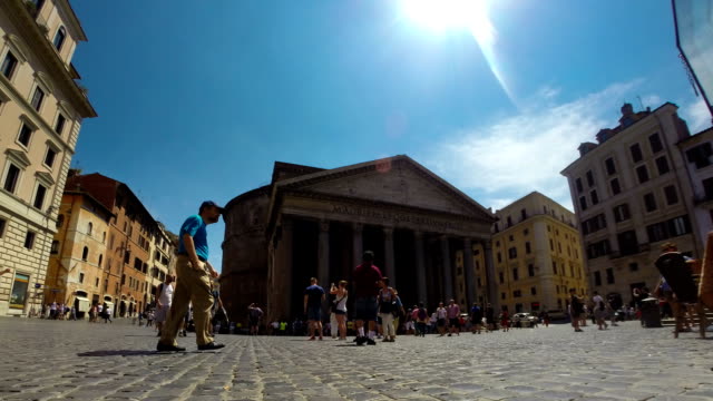 Italien,-Rom-Pantheon-Gebäude-square-Zeitraffer