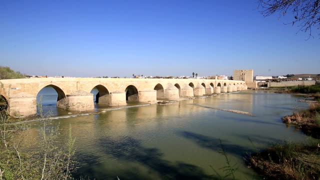 El-puente-romano-de-Córdoba,-España