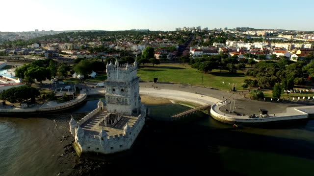 Luftaufnahme-vom-Turm-von-Belem,-in-Lissabon,-Portugal