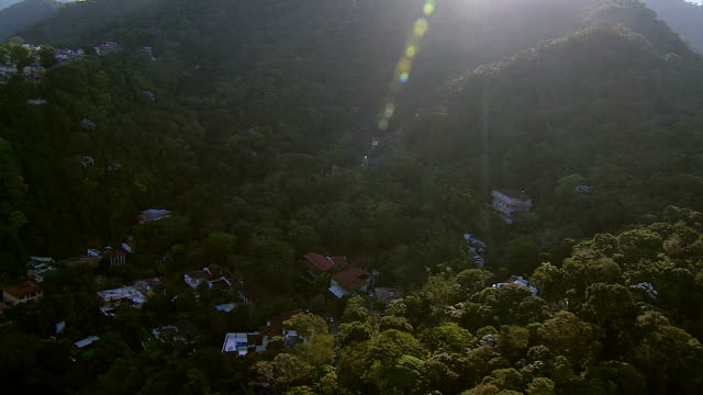 Vista-aérea-de-san-Conrado,-sur-de-Rio-de-Janeiro,-Brasil