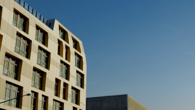 Zeitgenössische-Frankfurt-Wohngebäude