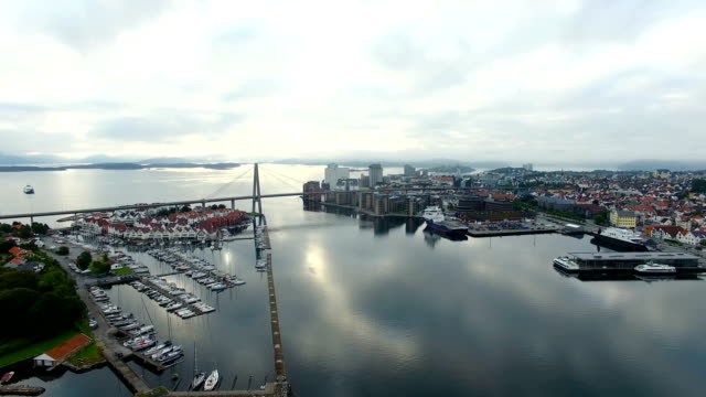 Antena:-El-puerto-de-Stavanger,-Noruega