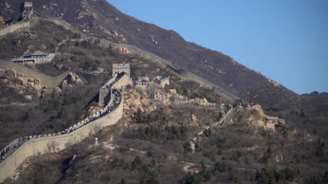 Great-Wall-of-China-Badaling-in-Winter-Zooming-Out