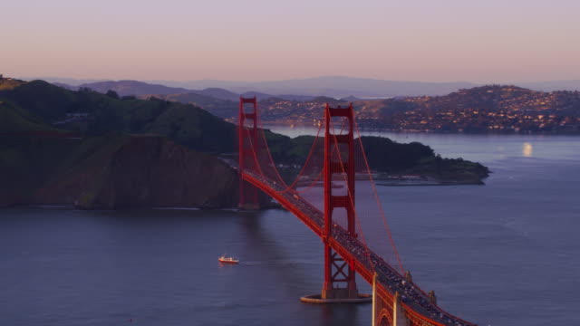 Aerial-view-of-Golden-Gate-bridge