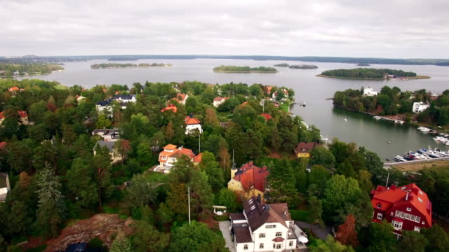 Aerial-view-of-houses