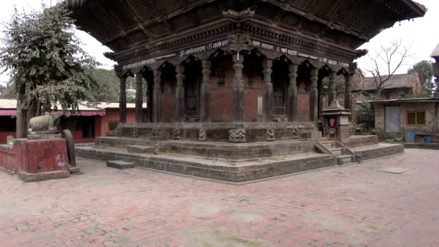 Historische-verlassenen-Architektur-in-Katmandu-(Nepal)