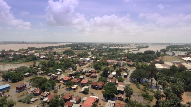 Aerial-drone-disparó-sobre-aldeas-inundadas-durante-las-lluvias-del-monzón
