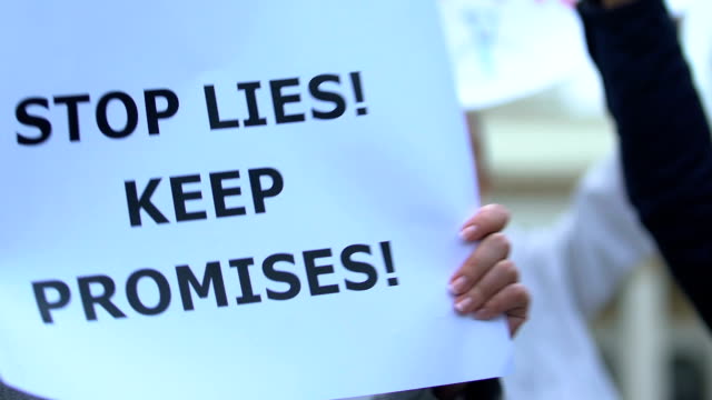Citizens-demanding-to-stop-lies-keep-promises-after-elections,-living-standards