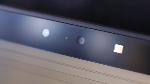 Webcam-portátil-encender-y-apagar-el-indicador-Led-de-la-cámara