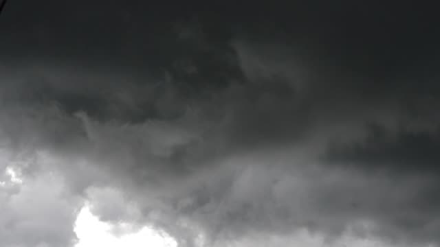 dark-clouds-timelapse