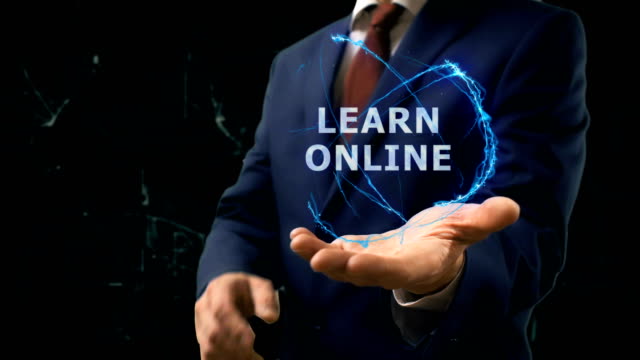 Geschäftsmann-zeigt-Konzept-Hologramm-lernen-Online-auf-seiner-hand