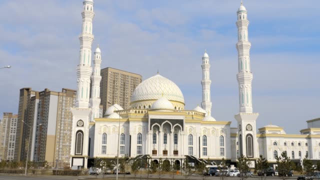 Khazret-Sultan-Moschee