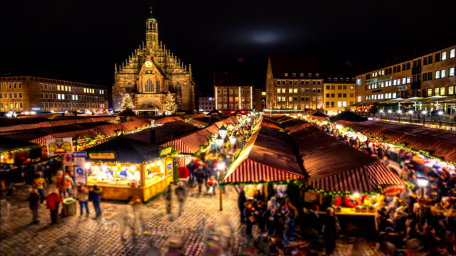 Nürnberger-Weihnachtsmarkt-(Christkindlesmarkt).-Nacht-Zeitraffer.