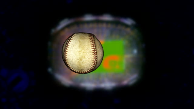 El-béisbol-vuela-hacia-la-cámara-con-el-estadio-y-parpadea-en-el-fondo