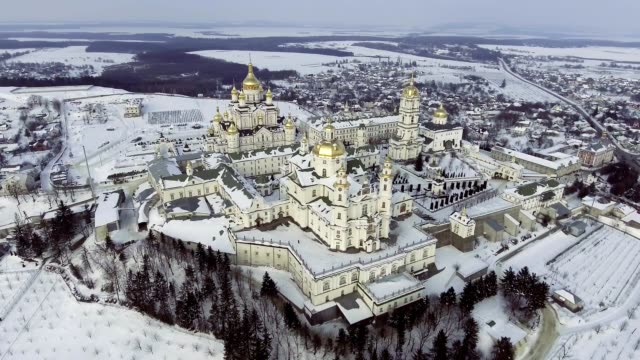 La-iglesia-del-monasterio-de-Pochaev,-Ucrania