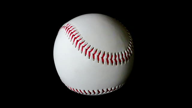 Slowly-rotating-baseball