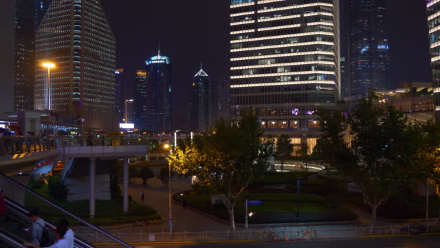 Nacht-erleuchtet-Stadtverkehrs-quadratisch-Panorama-4k-China-shanghai