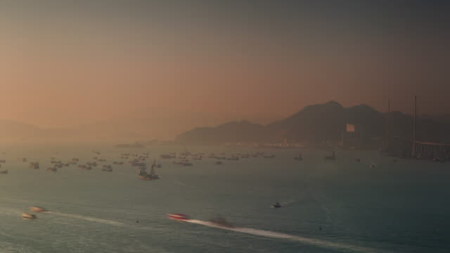 hermosa-puesta-de-sol-puerto-de-tráfico-4-lapso-de-tiempo-k-de-hong-kong