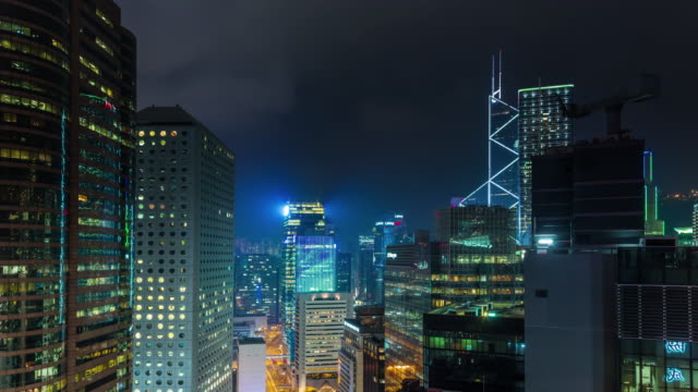 China-Nacht-Licht-Hongkong-Gebäude-Leds-Dach-Panorama-4k-Zeitraffer