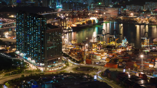 Nacht-wenig-Verkehr-Hafen-legen-4-k-Zeitraffer-von-Hong-Kong-city