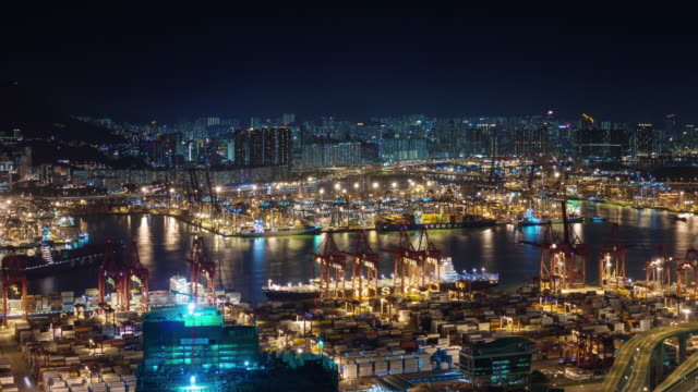 farbige-Nacht-Licht-Port-arbeiten-4-k-Zeitraffer-aus-Hong-kong