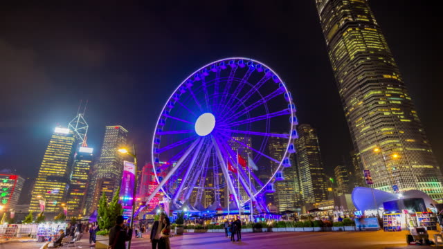 China-Nacht-Beleuchtung-berühmten-Hong-Kong-Bucht-Rad-Panorama-4k-Zeitraffer