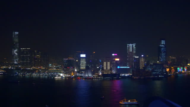 dunkle-Nacht-Hong-Kong-Stadt-Bucht-auf-dem-Dach-Insel-Hafen-Küste-Panorama-4k-china