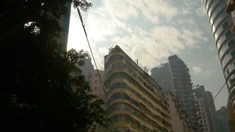 Hong-Kong-Tag-Zeit-Straßenbahn-Straße-Zentrum-Verkehrsstraße-Bergfahrt-Ansicht-Panorama-4k-china