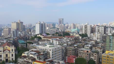 China-Sonnentag-Macau-Stadtbild-Wohnhäuser-auf-dem-Dach-Panorama-4k