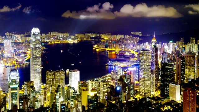 Hong-Kong-bei-Nacht-