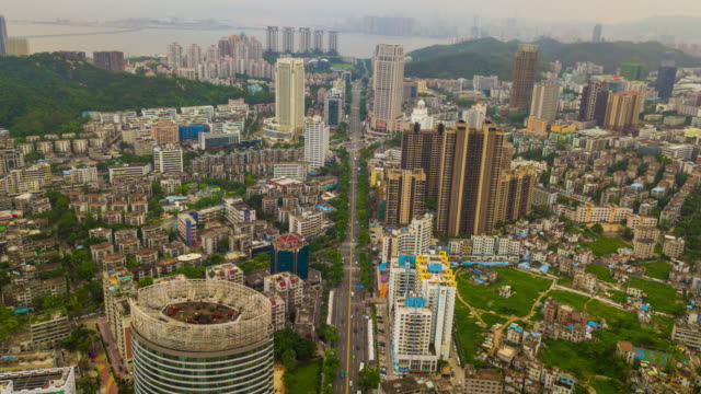 China-día-tiempo-zhuhai-paisaje-urbano-tráfico-calle-aérea-panorama-4k-lapso-de-tiempo