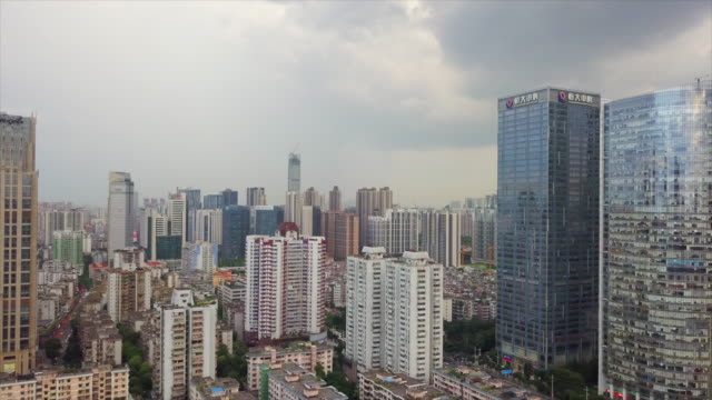 día-lluvioso-Cantón-paisaje-panorama-aéreo-4k