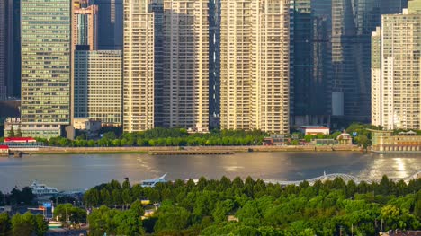 Sonnenuntergangszeit-shanghai-Stadt-Verkehr-Fluss-Bucht-auf-dem-Dach-Panorama-4k-Zeitraffer-China