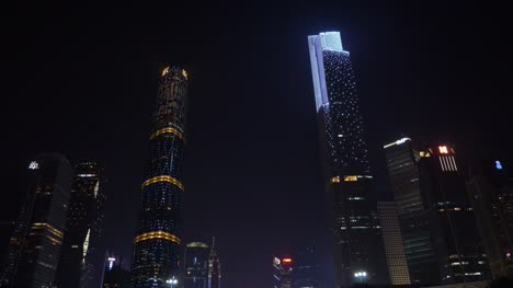 noche-tiempo-ciudad-de-guangzhou-céntrico-megatalls-famosos-edificios-panorama-4k-china