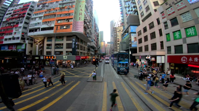 Calles-de-la-ciudad-de-Hong-Kong-de-POV-de-tranvías.
