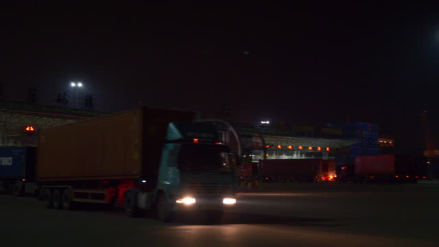 Nacht-Zeit-Shenzhen-Stadt-Verkehr-Hafen-Container-terminal-Eingang-Panorama-4k-china